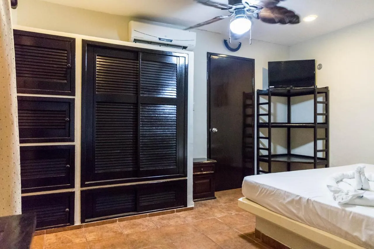 Moonshine Hotel Playa del Carmen Mexiko
