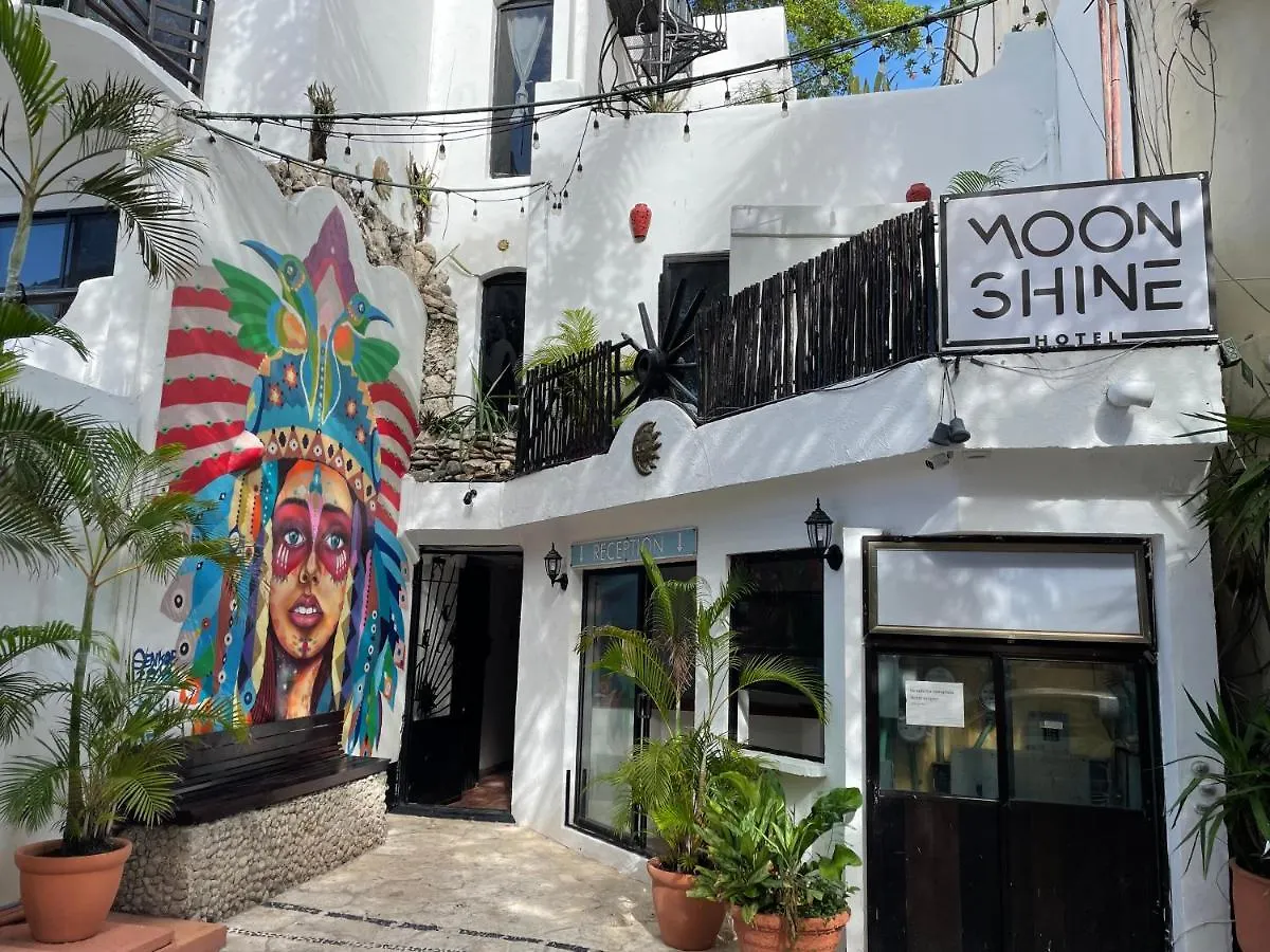 Moonshine Hotel Плая-дель-Кармен Мексика